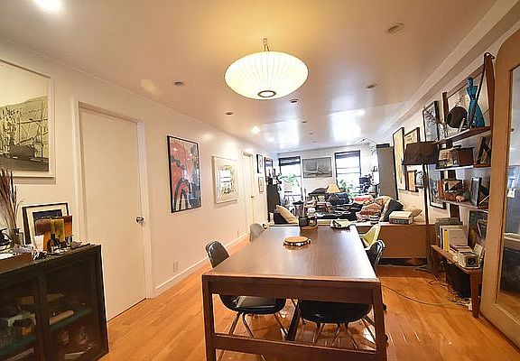 5th image of 23 Pell St #1