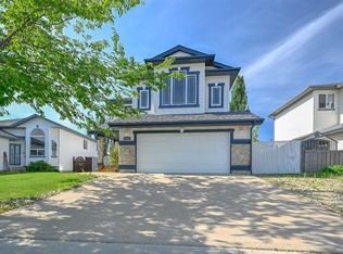 8841 N Lakeland Dr, Grande Prairie, AB T8X1V8