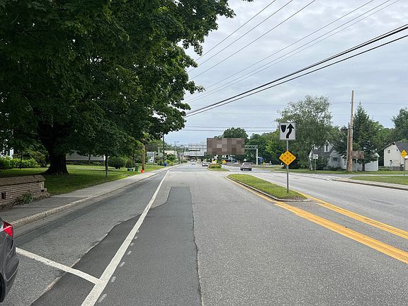 4th image of 300 Western Ave
