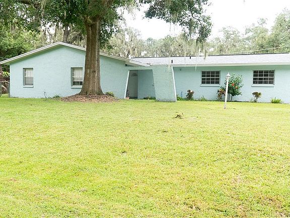 2nd image of 11202 Creekview Dr