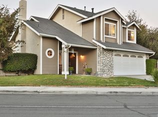 21172 Skylark Dr, Lake Forest, CA 92630