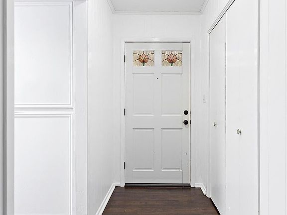 4th image of 2020 Courtland St