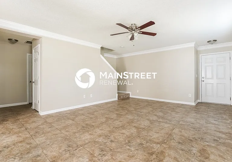 218 Lodestone Dr — Photo 3