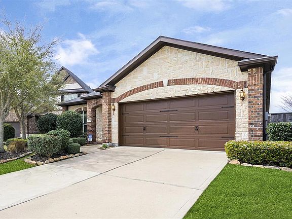3rd image of 6226 Harmony Park Ln
