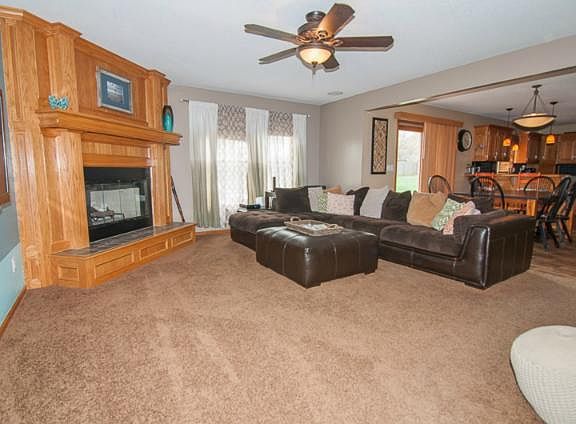 3rd image of 16545 Deertrack St