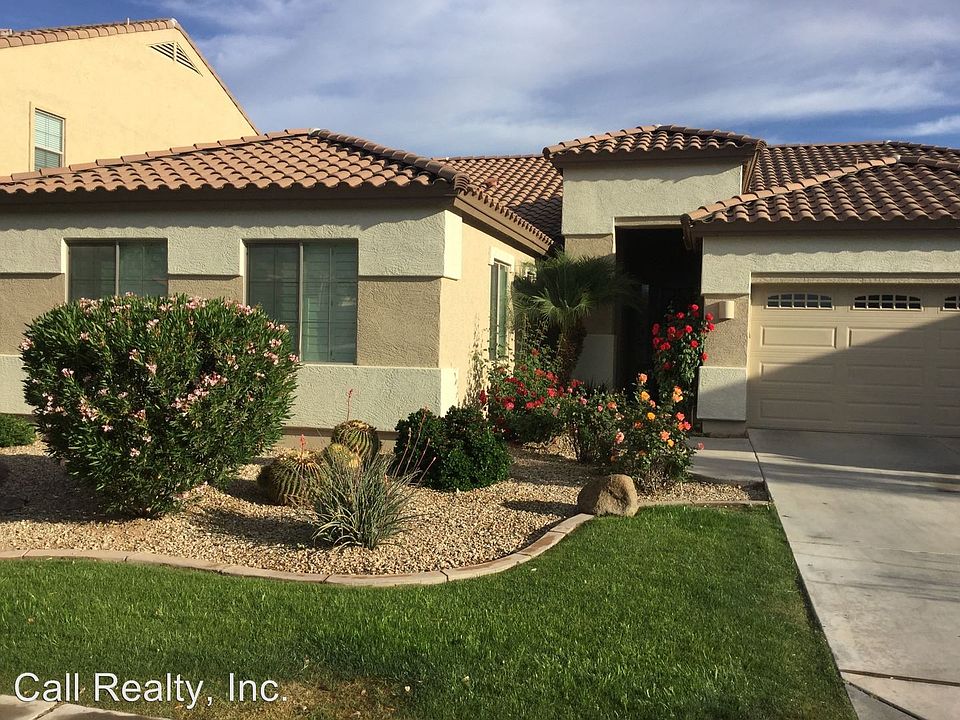 1st image of 3330 E Lark Dr