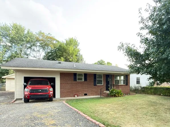 1404 Ash St, Danville, AR 72833