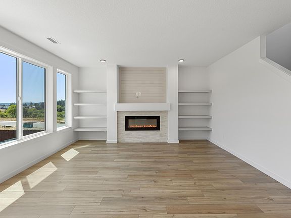 4th image of 1513 W 14th Ave