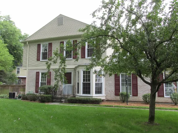 1233 Candlestick Ln #1, Rochester Hills, MI 48306