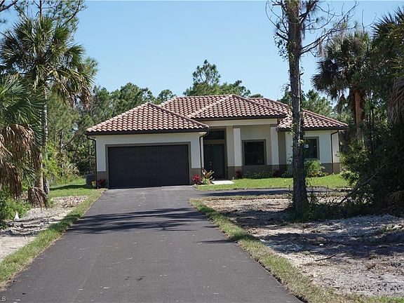 2nd image of 1970 Everglades Blvd S