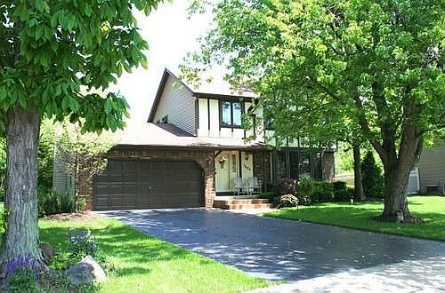 1st image of 3684 Woodhaven Cir
