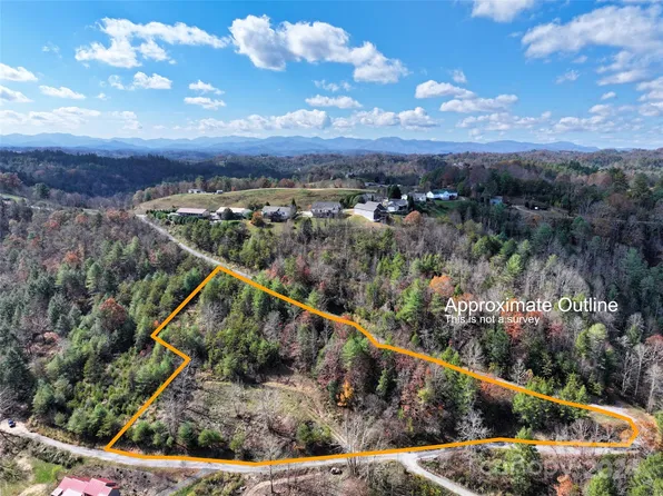 0 Waters Edge Ln #26-27-28, Marshall, NC 28753