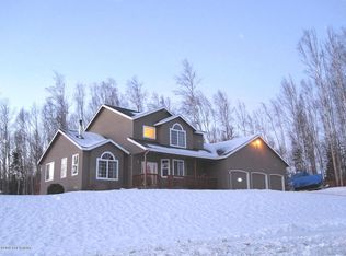 22114 Oberg Rd, Chugiak, AK 99567