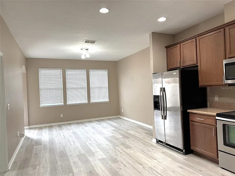 12937 Emersondale Ave — Photo 8