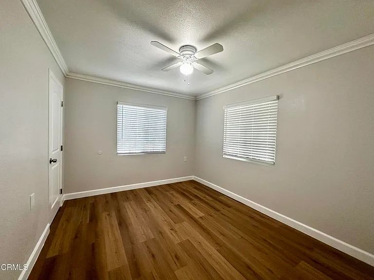 3171 E Los Angeles Ave — Photo 8