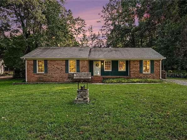 4314 Lormar Rd, Greensboro, NC 27406