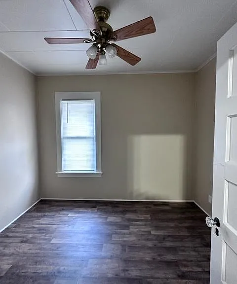 1391 SW Brown St — Photo 7