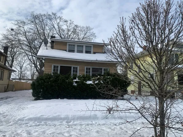 319 Curlew St, Rochester, NY 14613