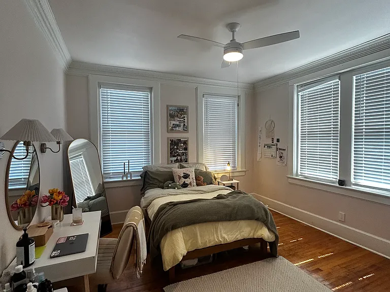 1200 Henderson St #2 — Photo 9