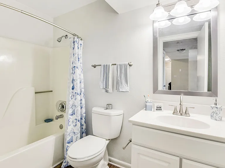 Bent Creek Apartments and Townhomes — Photo 4