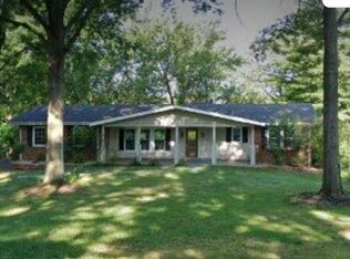 843 Mission Hills Ct, Saint Louis, MO 63141