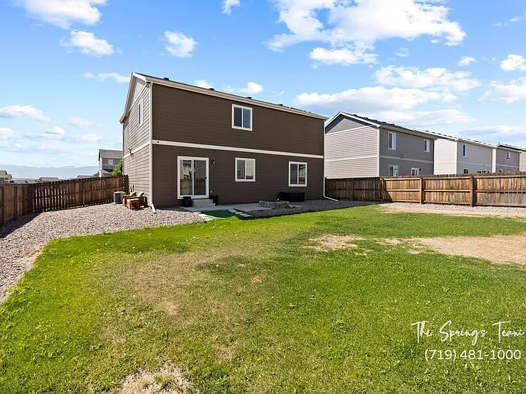 6093 Napa Dr — Photo 42