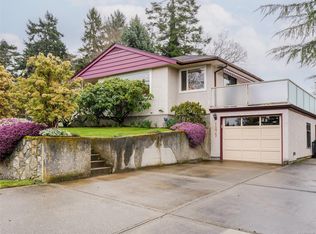 1275 Garkil Rd, Saanich, BC V8P2L2