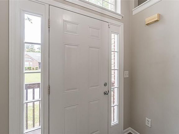 4th image of 6183 Idlewood Cir