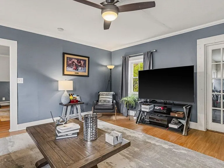 118 Court St #1 — Photo 8