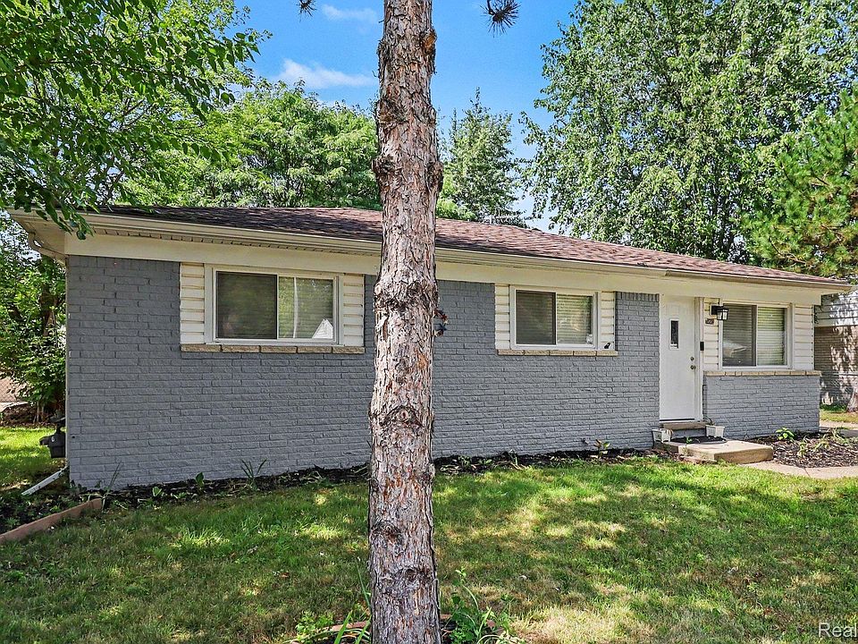 16042 Lauren St, photo 20