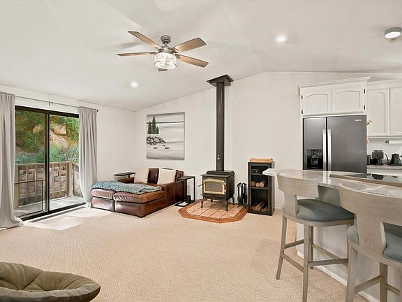 5th image of 11240 Loch Lomond Road