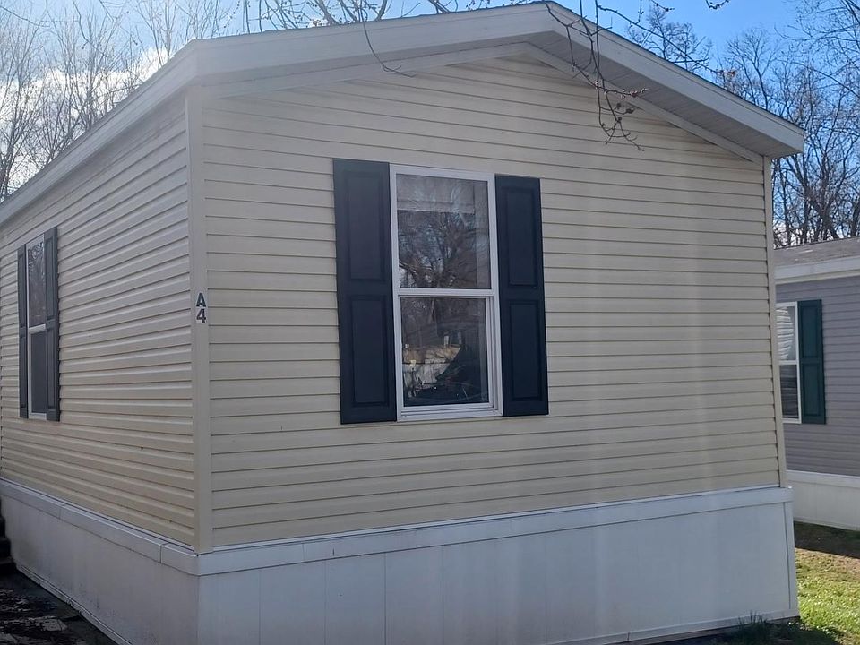 1st image of 1030 Columbia Ave E