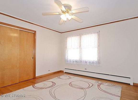 4th image of 5814 N Elston Ave