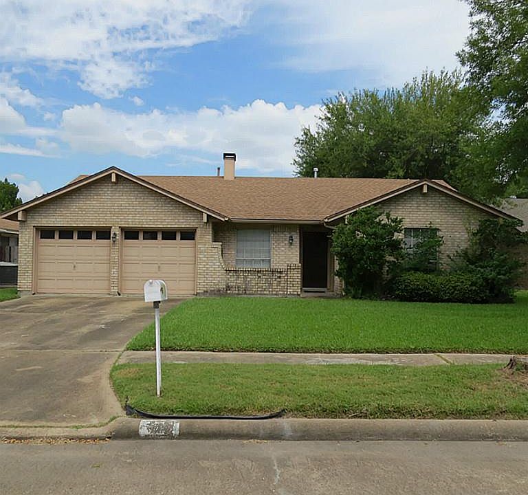 1st image of 513 Strey Ct