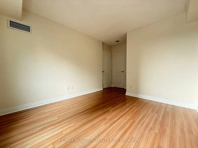 188 Doris Ave #803 — Photo 14