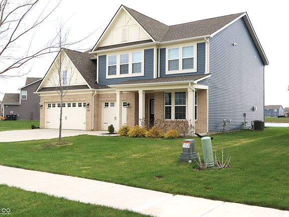 2nd image of 8846 Springbrook Dr