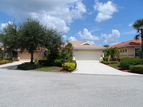 5th image of 10521 Avila Cir