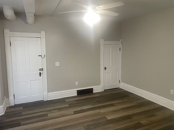 5th image of 164 N Sandusky St #162-B