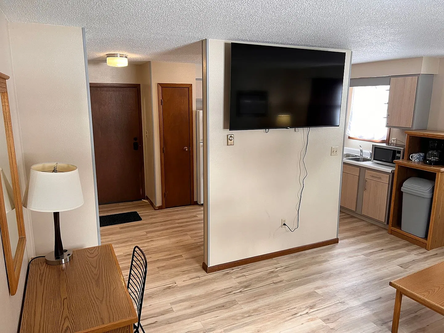 910 Britton — Photo 3