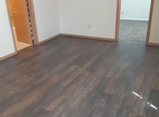 276 Center St APT 1, Winona, MN 55987