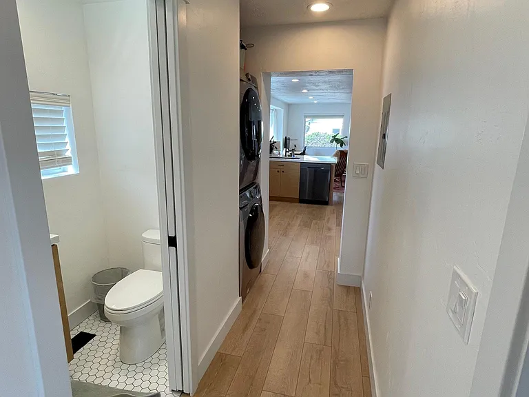 1627 S Blair St — Photo 25