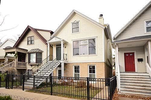 1st image of 1924 W Montrose Ave