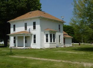 207 State St, Hartwick, IA 52232
