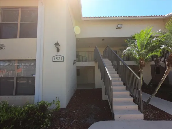 1521 Windorah Way APT E, West Palm Beach, FL 33411