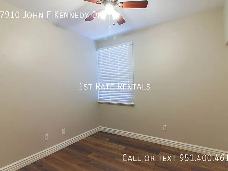 27910 John F Kennedy Dr #B — Photo 5