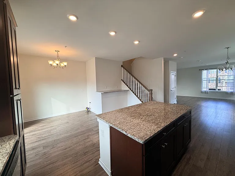 1921 Boulder Dr — Photo 14