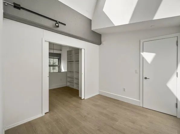 50 Dey Street image 18 of 50