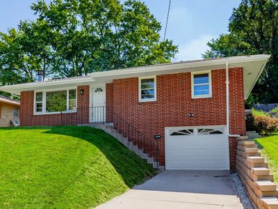 3205 Fairlane Dr, Des Moines, IA, 50315