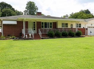 207 Westview Dr, Lincolnton, NC 28092