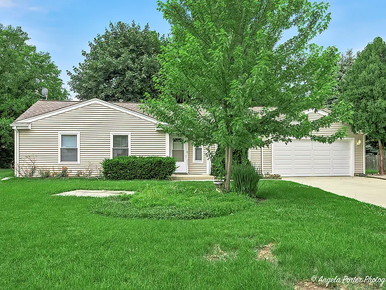 3287 Medford Ct — Photo 28